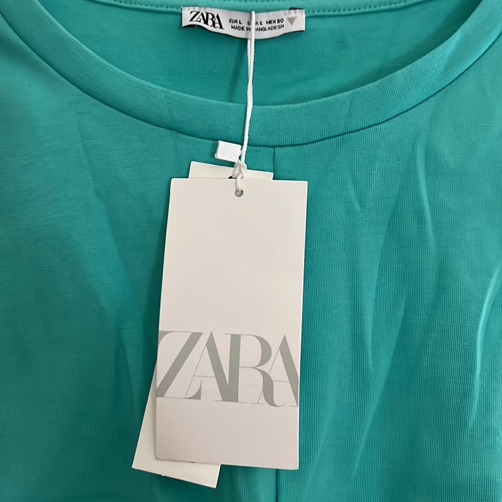 Zara Crop Top Tank - Picture 4 of 7